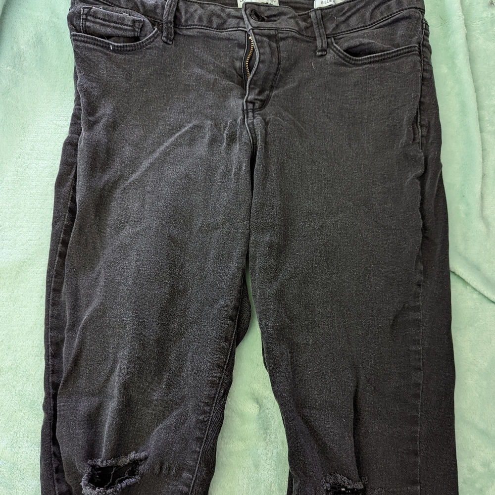 Ankle length skinny jeans